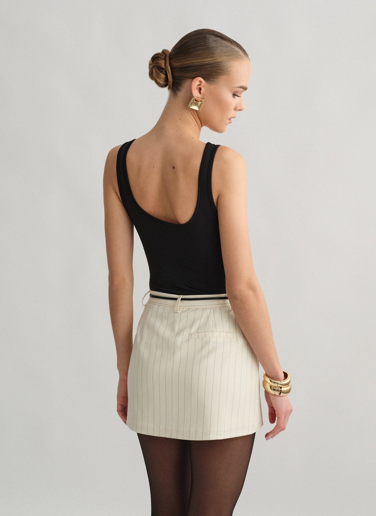 Γυναικείο ελαστικό αμάνικο κορμάκι με στρογγυλή λαιμόκοψη