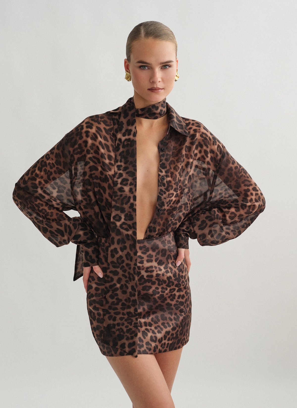 Γυναικείο ημιδιάφανο πουκάμισο animal print