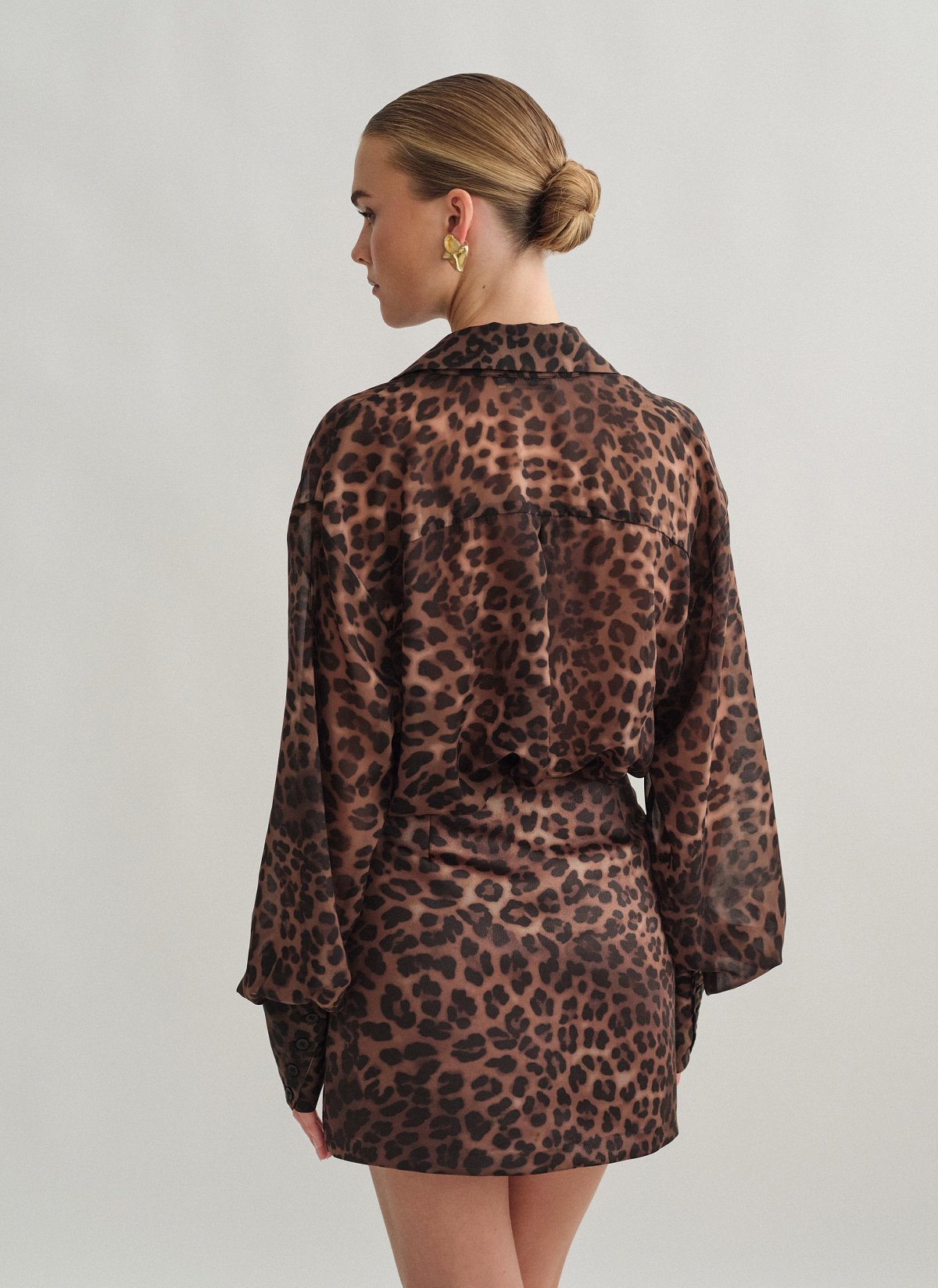 Γυναικείο ημιδιάφανο πουκάμισο animal print