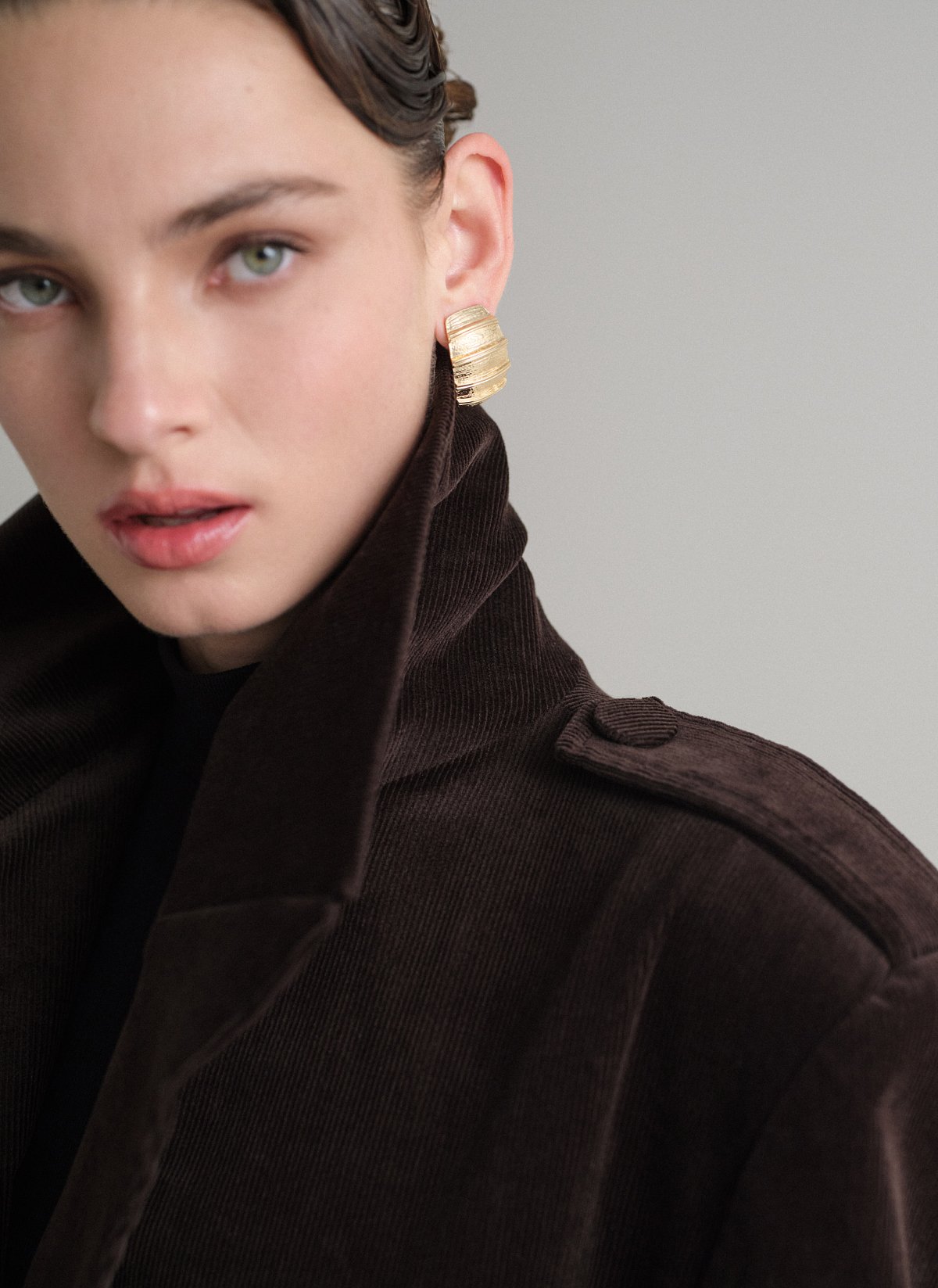 Μακρύ μεσάτο κοτλέ παλτό-1