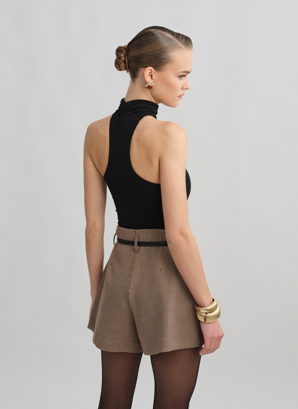 Αμάνικο κορμάκι με όρθιο γιακά-7