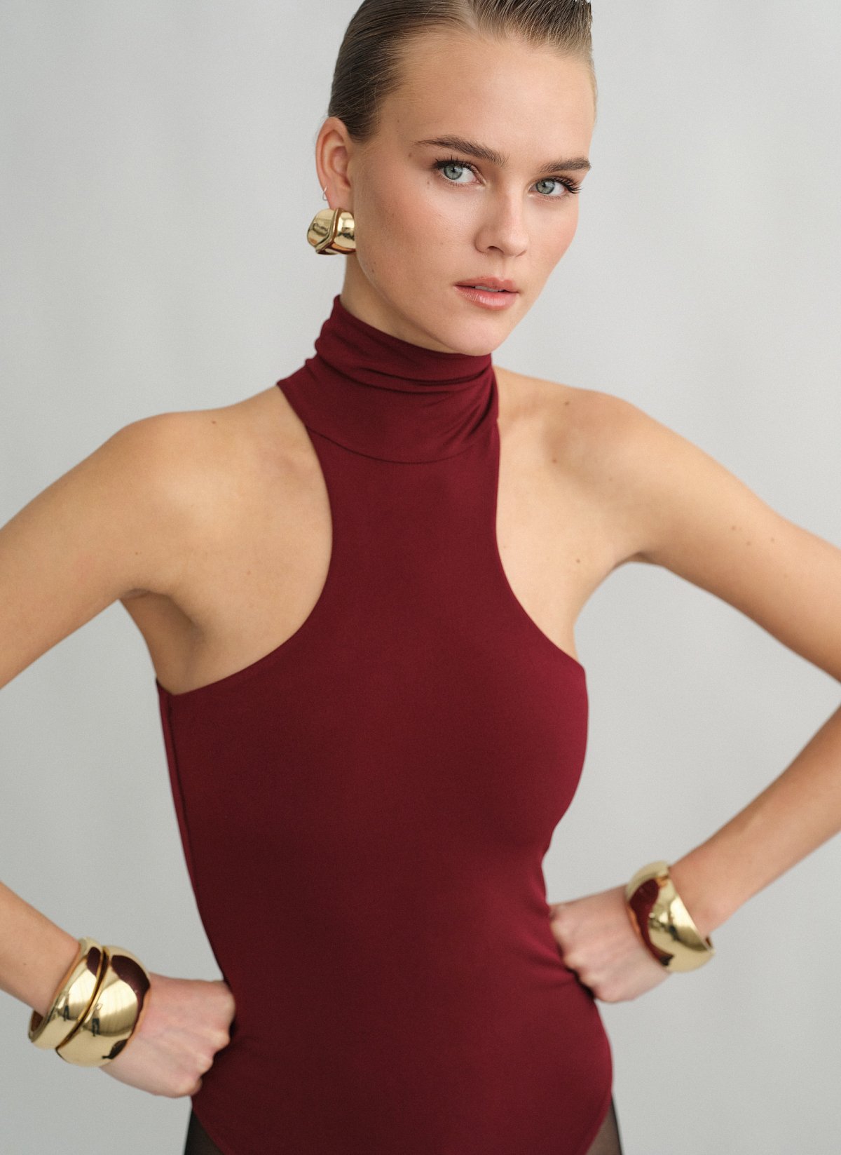 Αμάνικο κορμάκι με όρθιο γιακά-3