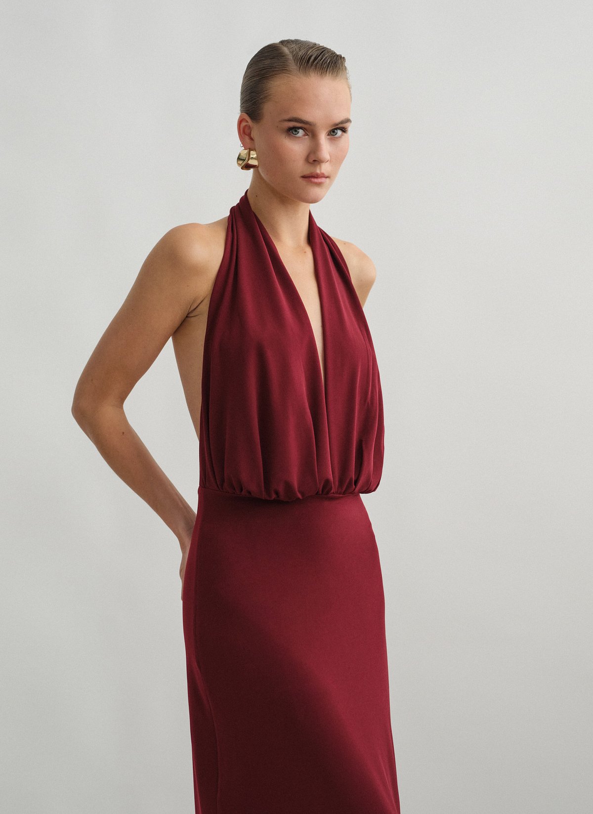 Halter maxi φόρεμα με σκίσιμο-13