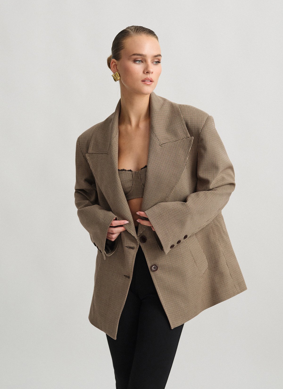 Γυναικείο οversized μπλέιζερ με τσέπες και αποσπώμενη ζώνη σε houndstooth ύφανση
