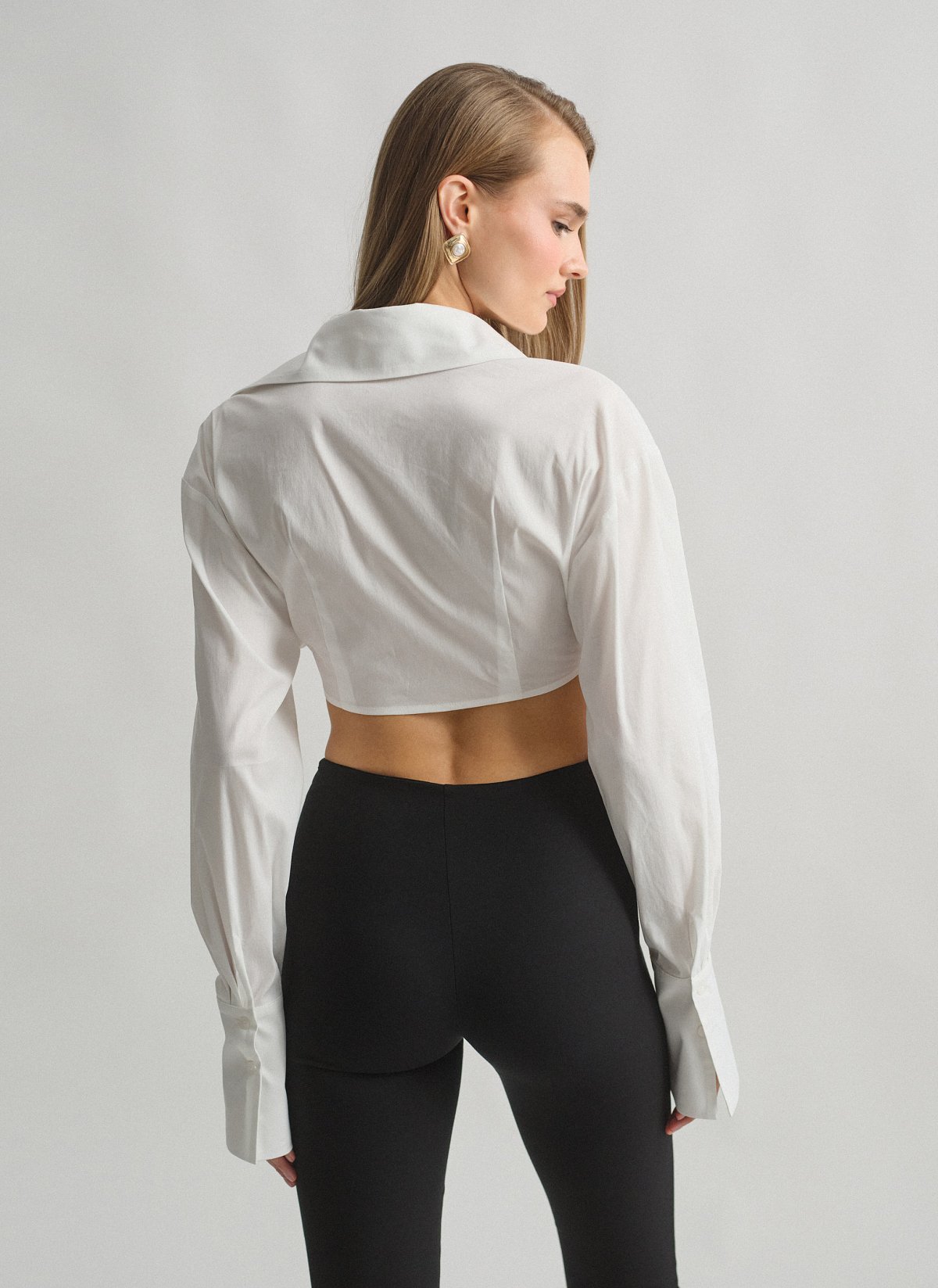 Γυναικείο εφαρμοστό μακρυμάνικο cropped πουκάμισο