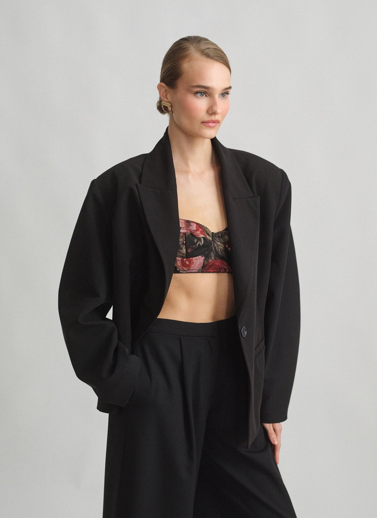 Γυναικείο oversized μπλέιζερ με τσέπες