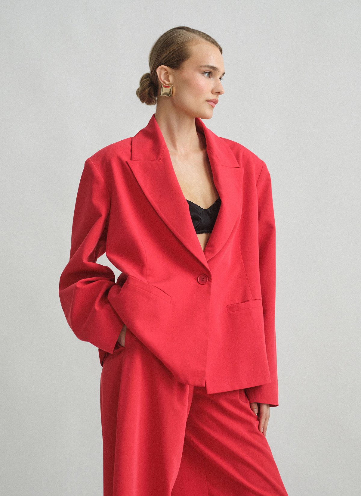 Γυναικείο oversized μπλέιζερ με τσέπες