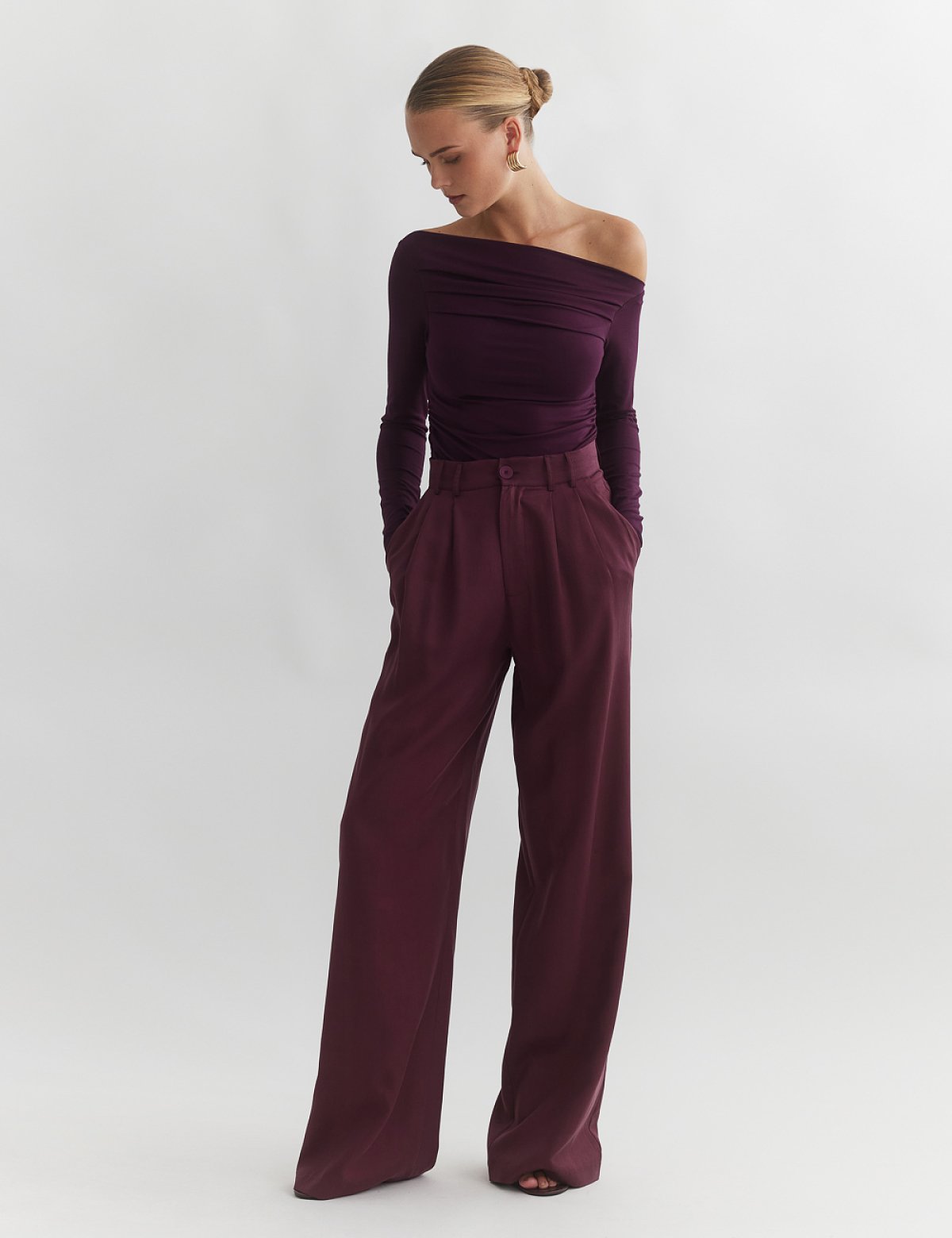 Παντελόνι με διπλές πιέτες-1