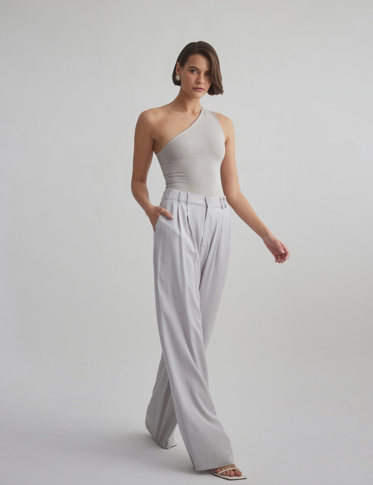 Παντελόνι με διπλές πιέτες-3