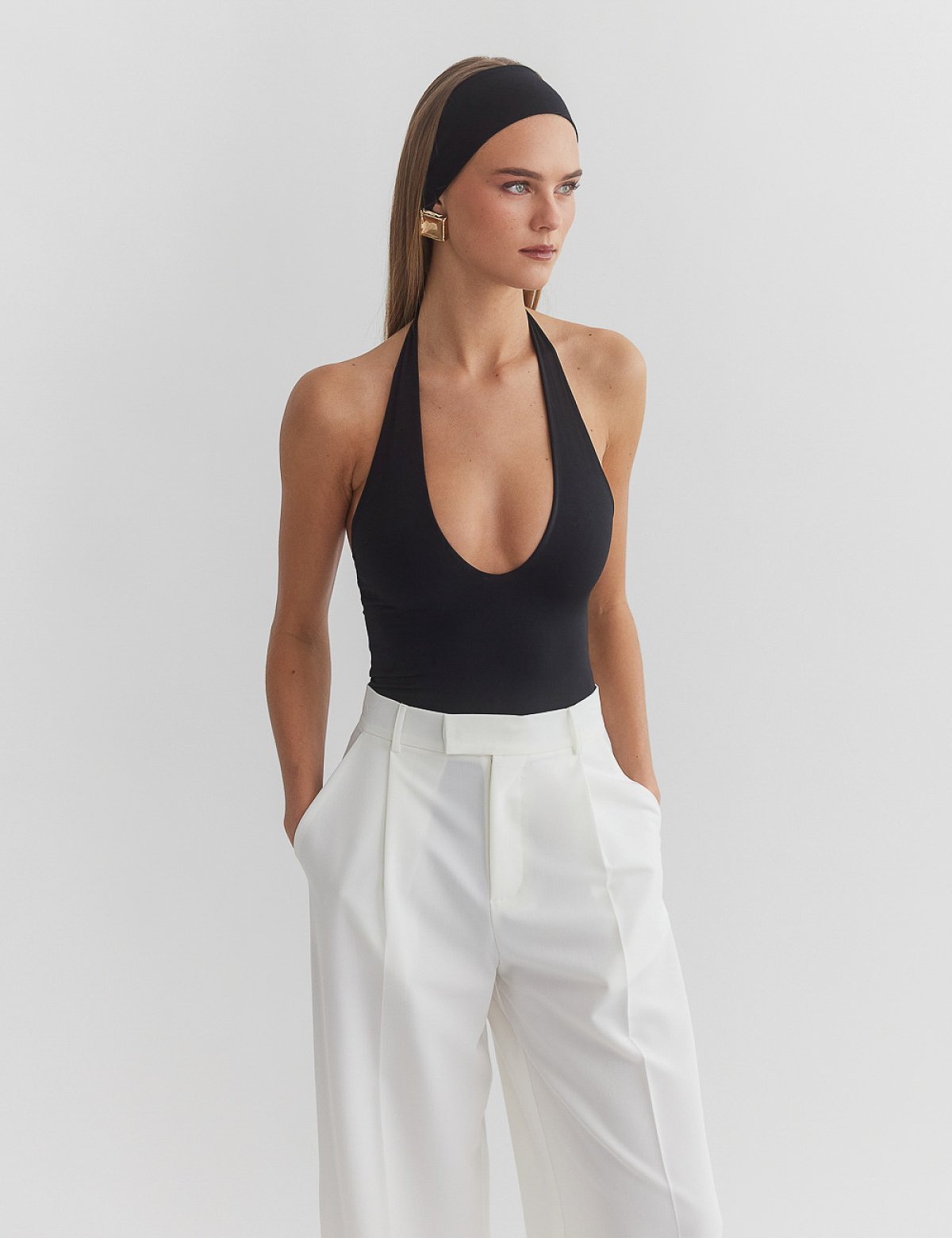 Γυναικείο κορμάκι με λαιμόκοψη halter