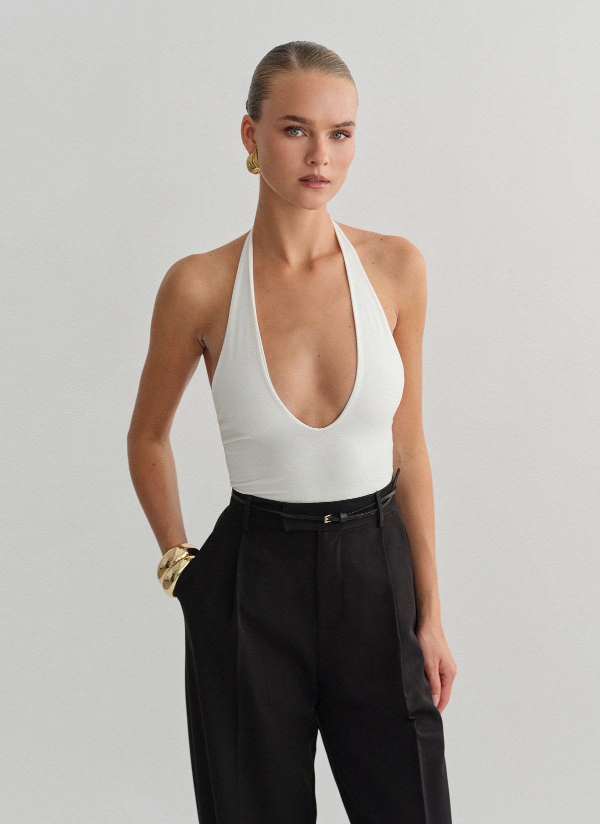 Κορμάκι με λαιμόκοψη halter-13