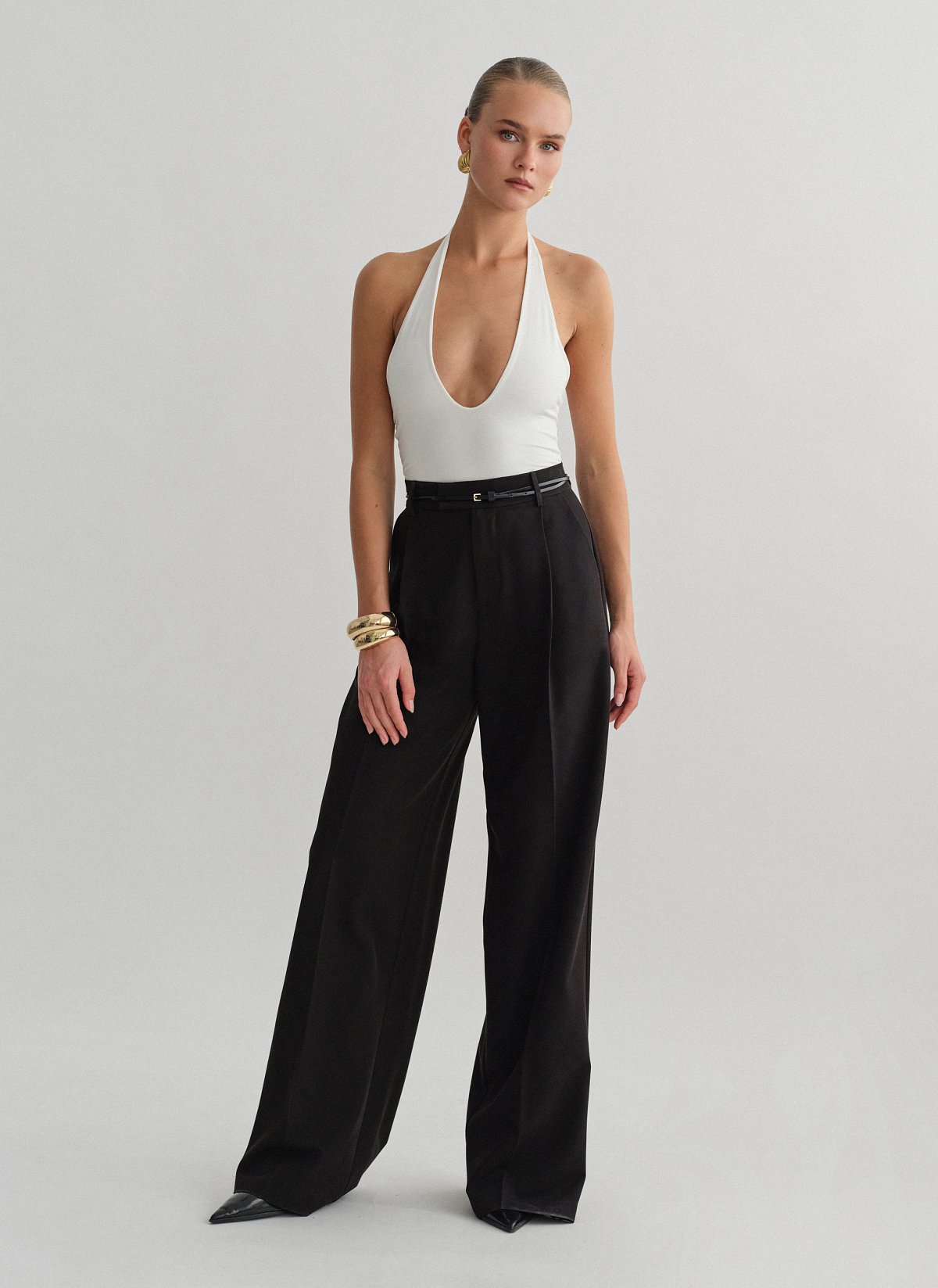 Γυναικείο υφασμάτινο παντελόνι με τσάκιση