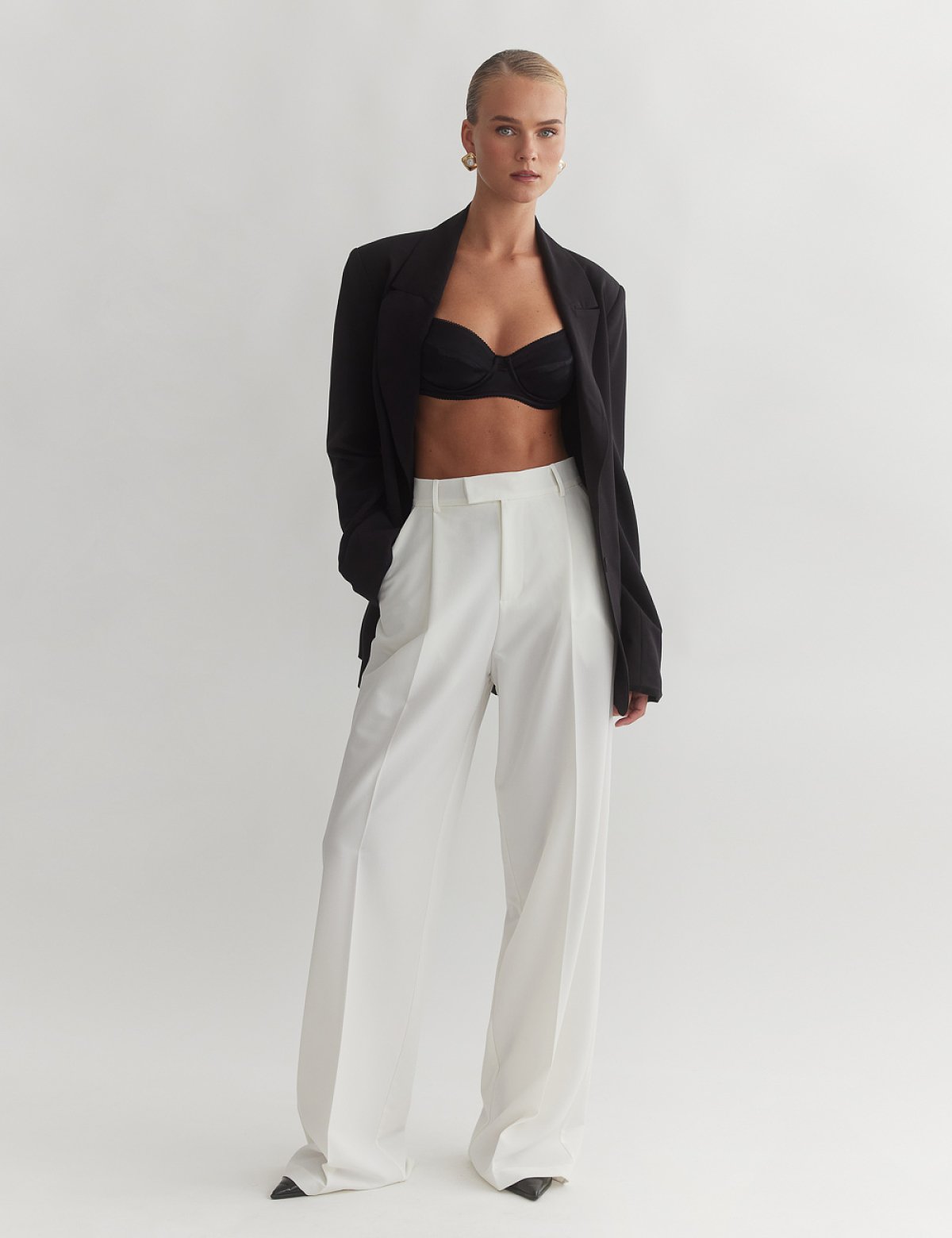 Γυναικείο υφασμάτινο παντελόνι με τσάκιση