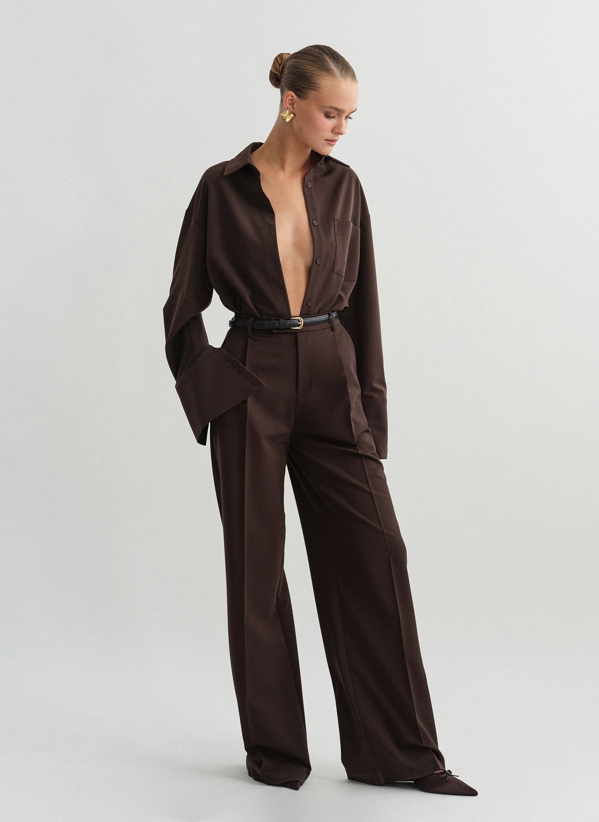 Γυναικείο υφασμάτινο παντελόνι με τσάκιση