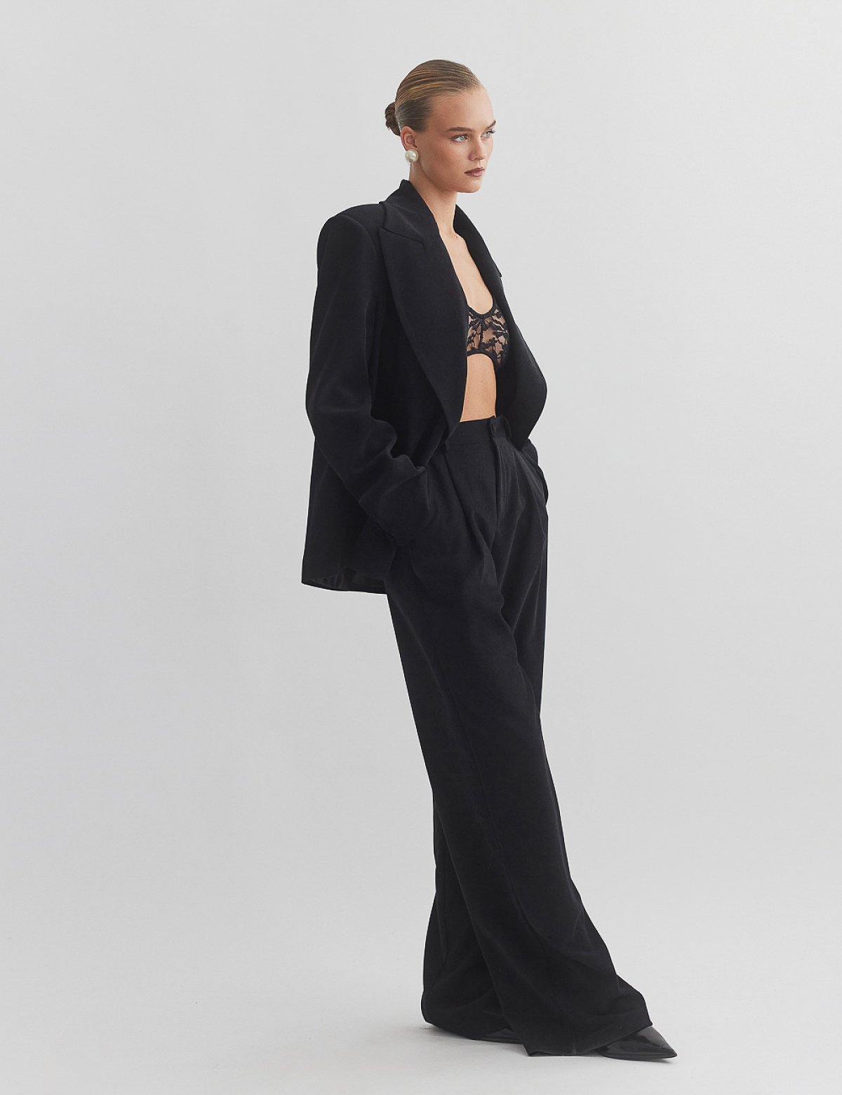 Βελούδινο κοτλέ παντελόνι με πιέτες-6