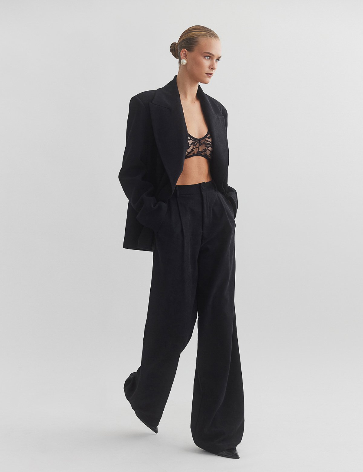 Βελούδινο κοτλέ παντελόνι με πιέτες-7