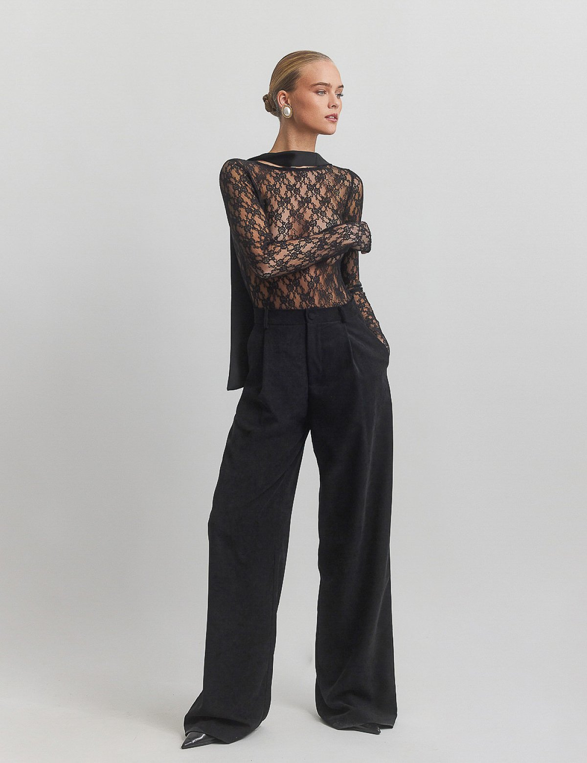 Βελούδινο κοτλέ παντελόνι με πιέτες-8