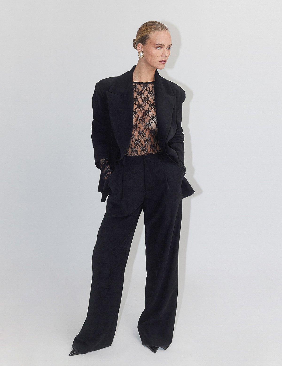 Βελούδινο κοτλέ παντελόνι με πιέτες-10