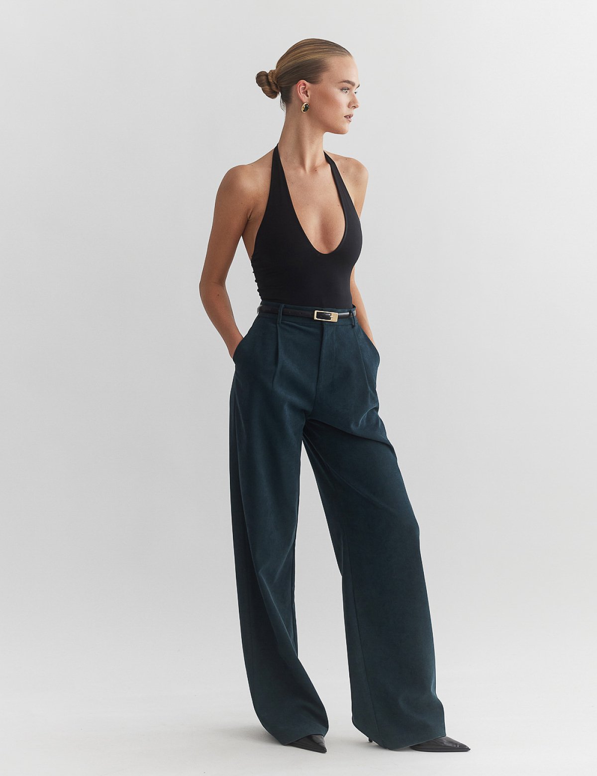 Βελούδινο κοτλέ παντελόνι με πιέτες-18