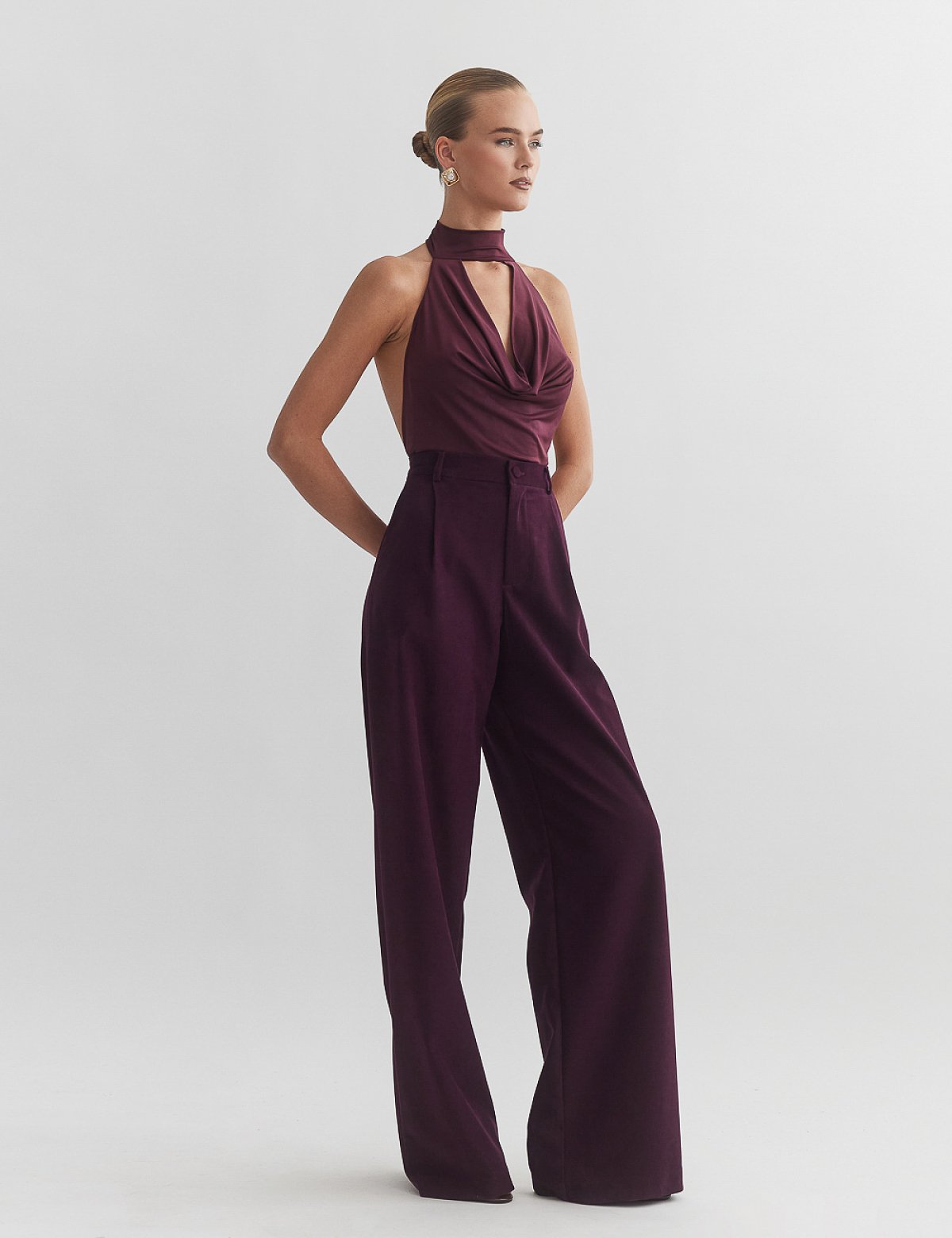 Βελούδινο κοτλέ παντελόνι με πιέτες-2