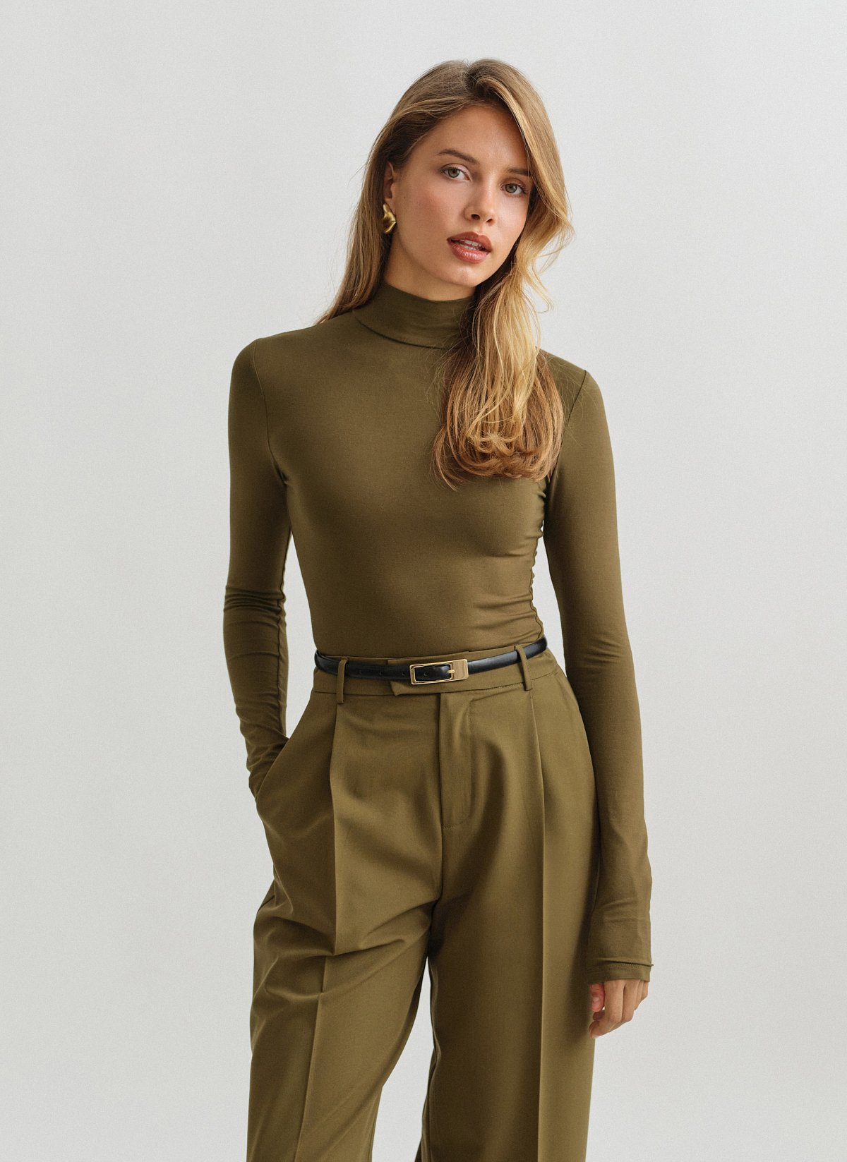 Γυναικεία μακρυμάνικη μπλούζα με όρθιο γιακά bamboo