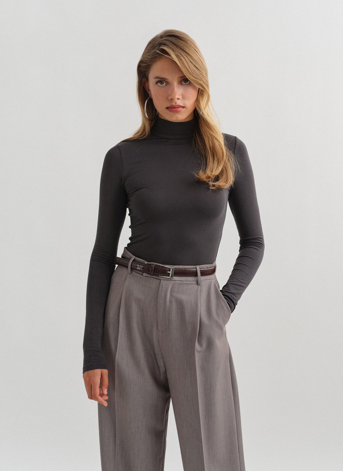 Γυναικεία μακρυμάνικη μπλούζα με όρθιο γιακά bamboo