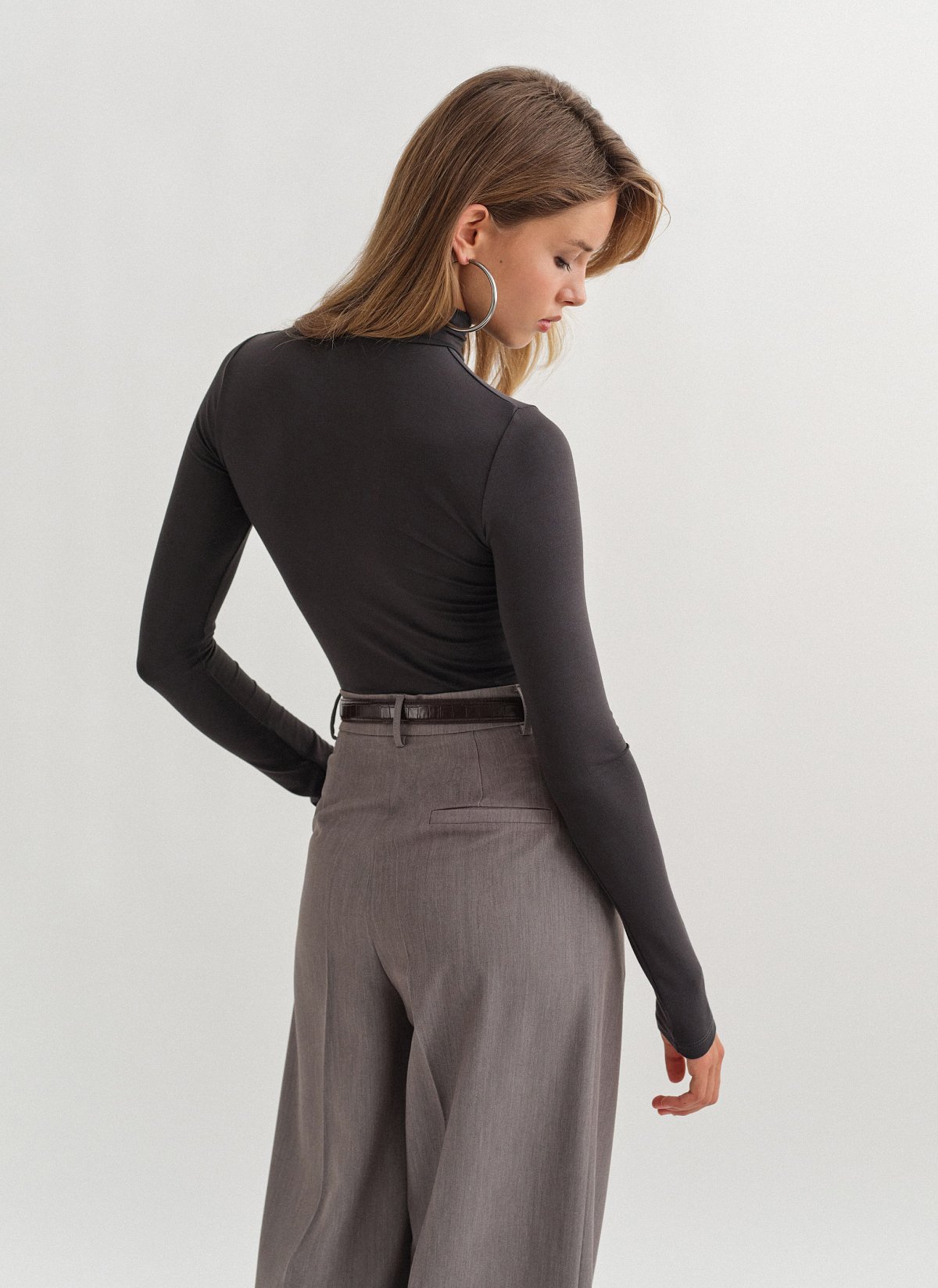 Γυναικεία μακρυμάνικη μπλούζα με όρθιο γιακά bamboo