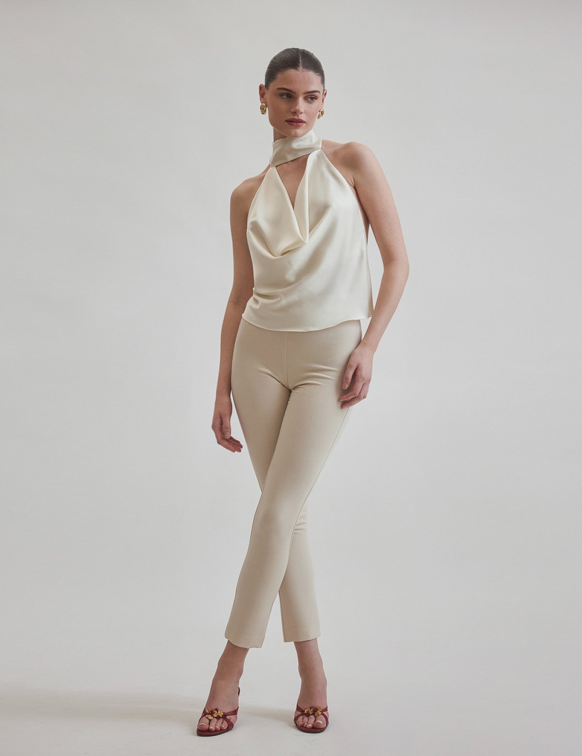 Ίσιο εφαρμοστό παντελόνι-5