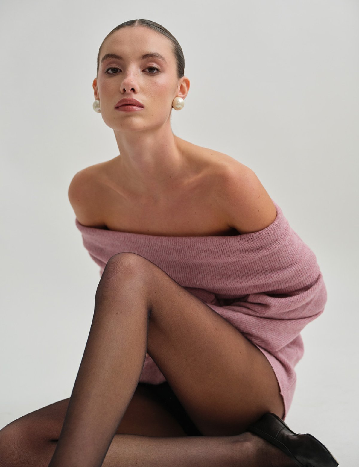 Ριχτό off-shoulder πουλόβερ-17