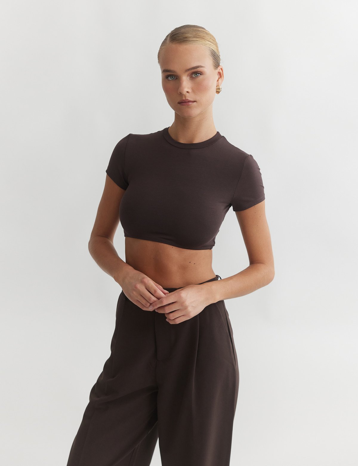 Γυναικείο κοντομάνικο crop τοπ με λάστιχο bamboo