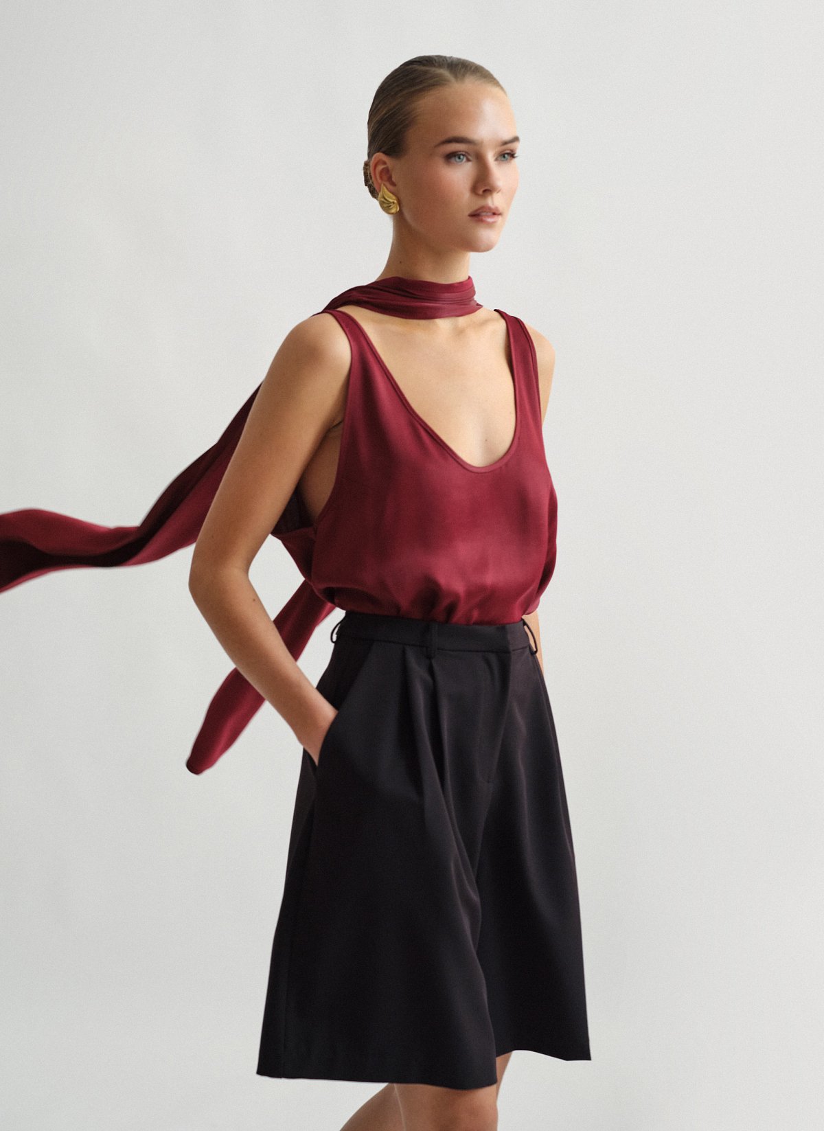 Γυναικείο σατέν φουλάρι