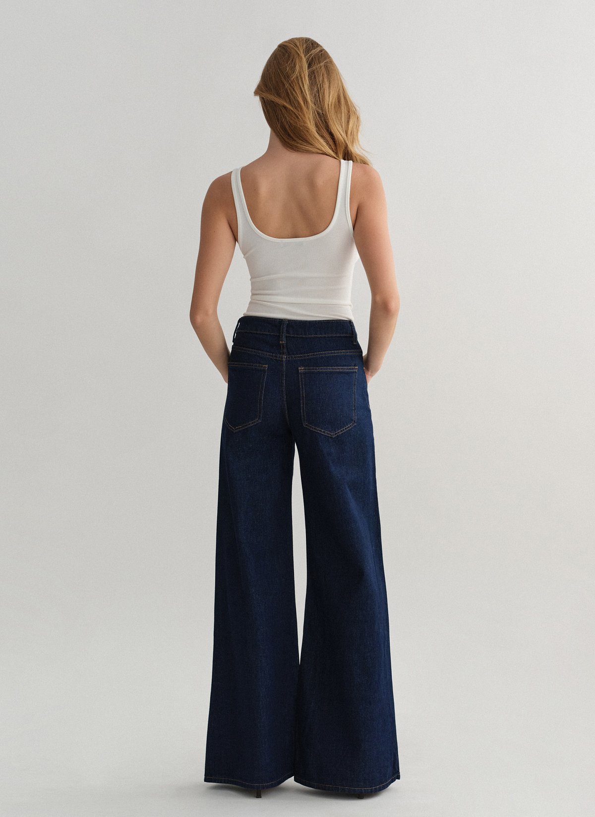 Γυναικείο ψηλόμεσο τζιν παντελόνι φαρδύ