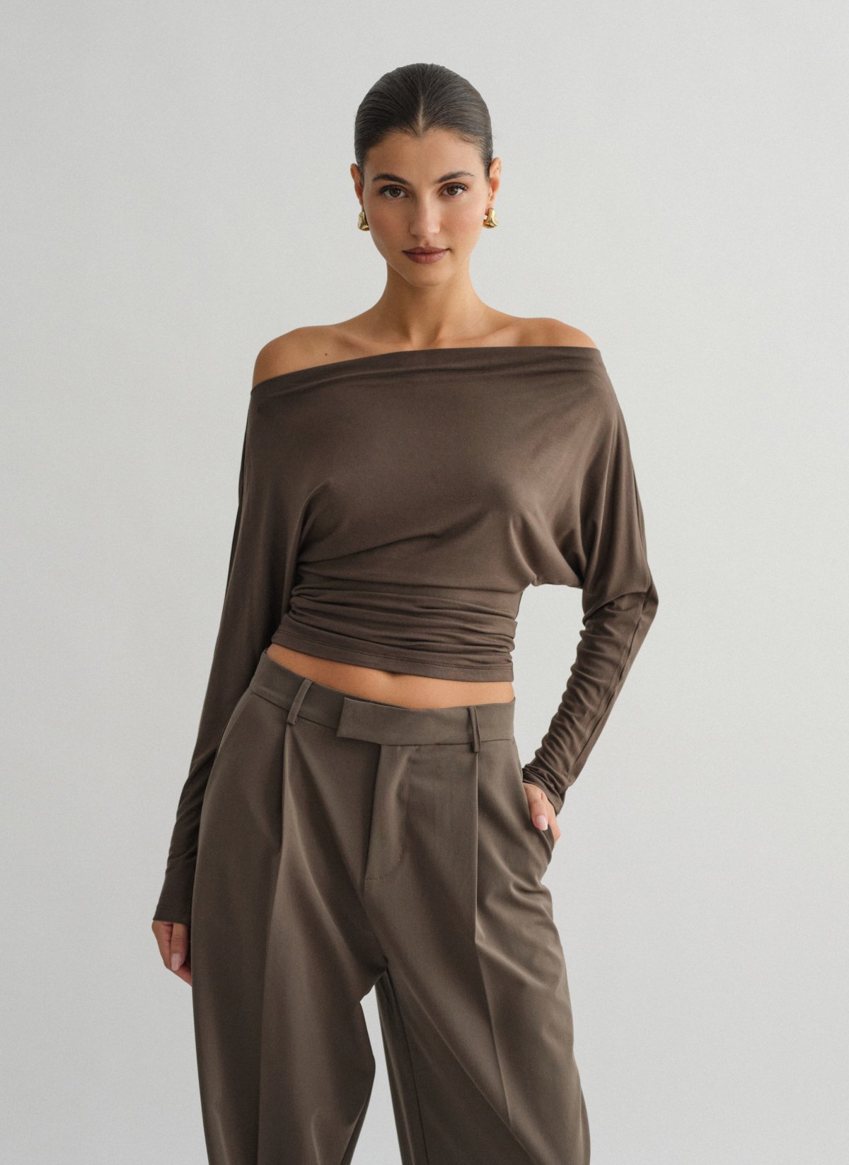 Bamboo fitted off-shoulder blouse-16