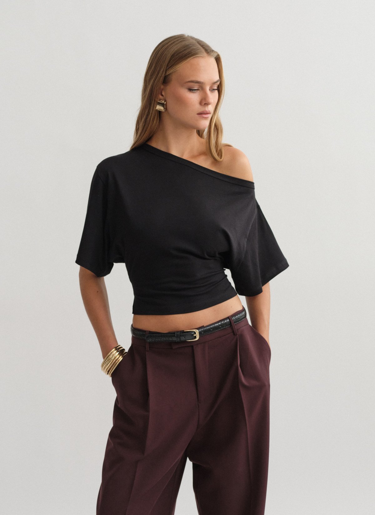 One-shoulder κοντομάνικη μεσάτη μπλούζα-1