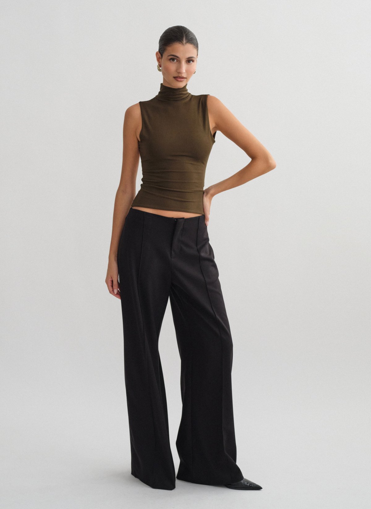 Textured low-rise trousers-18