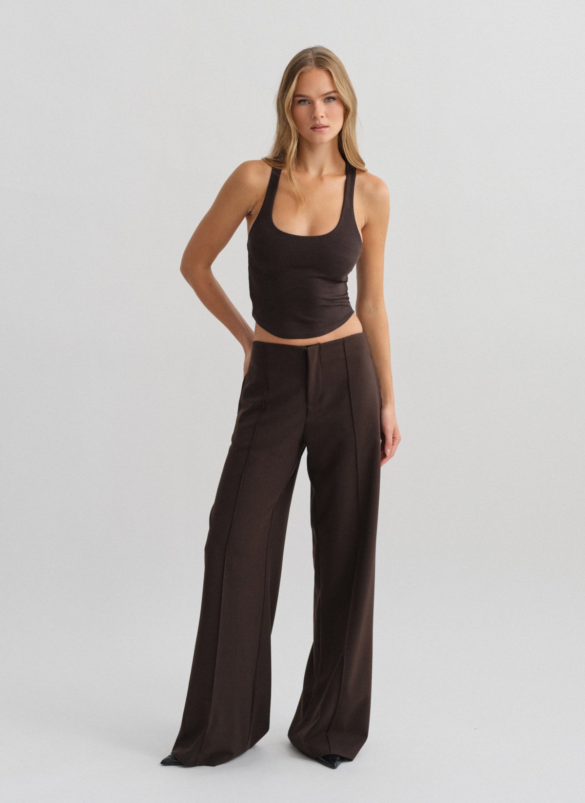 Textured low-rise trousers-10