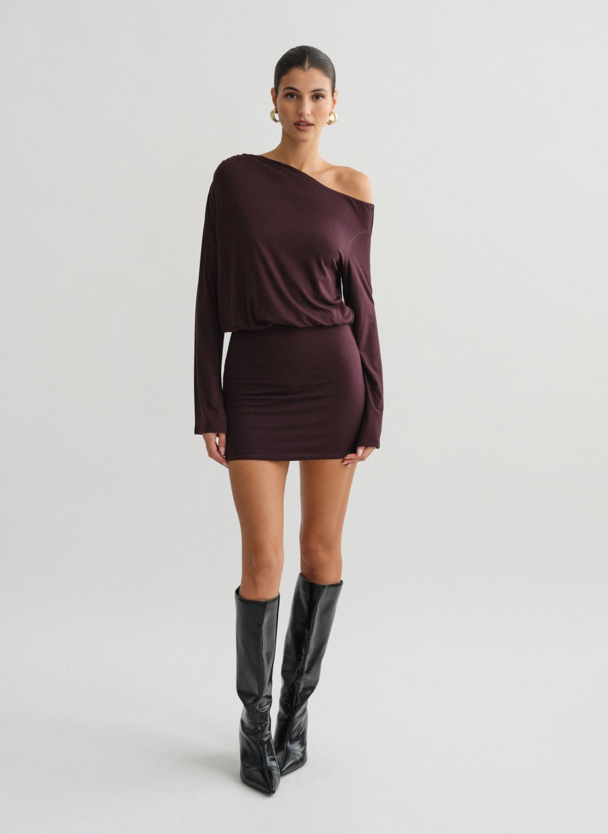 Μακρυμάνικο μίνι φόρεμα one-shoulder bamboo-10