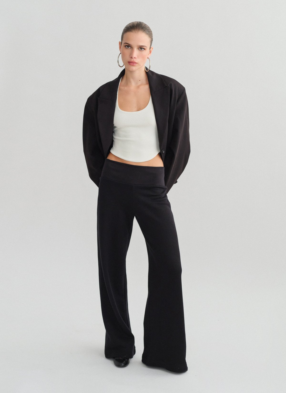 Sweatpants with wide waistband-9