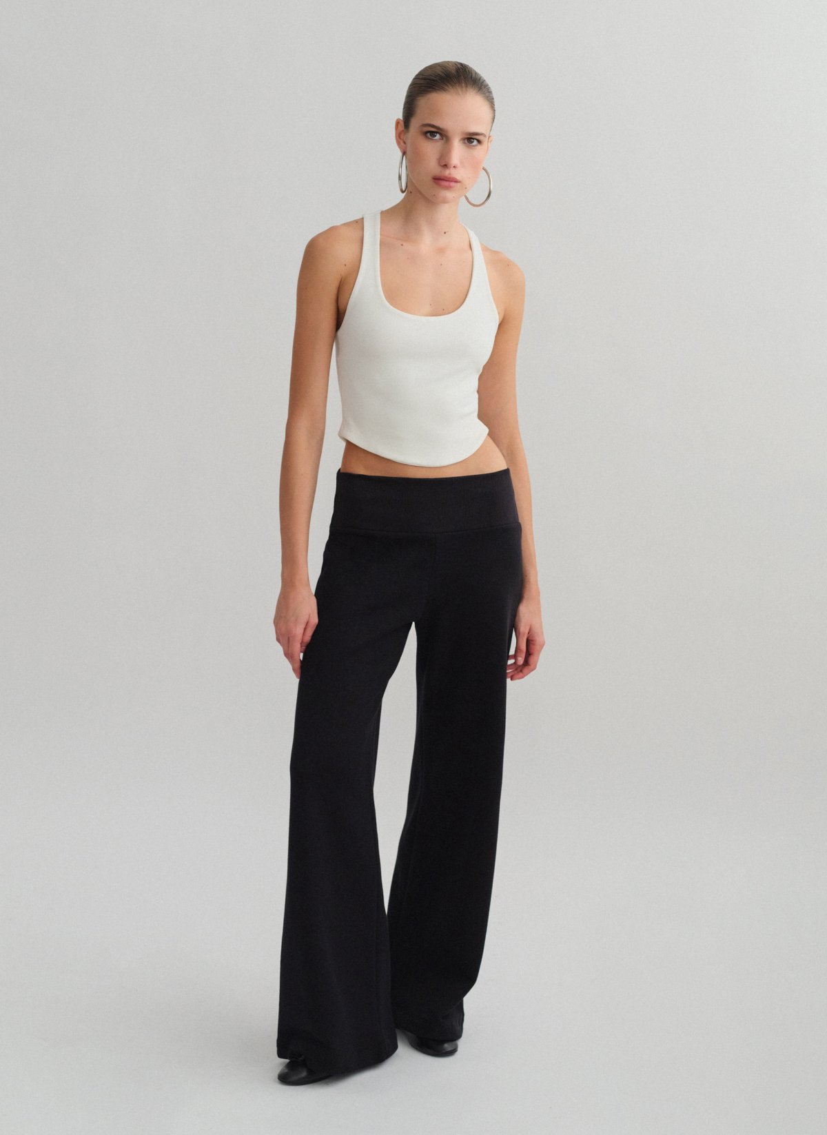 Sweatpants with wide waistband-10