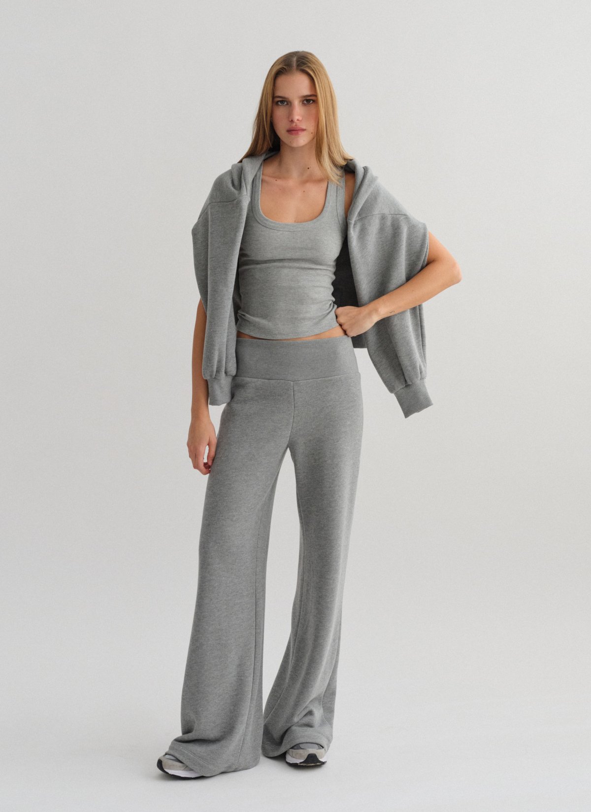 Sweatpants with wide waistband-1