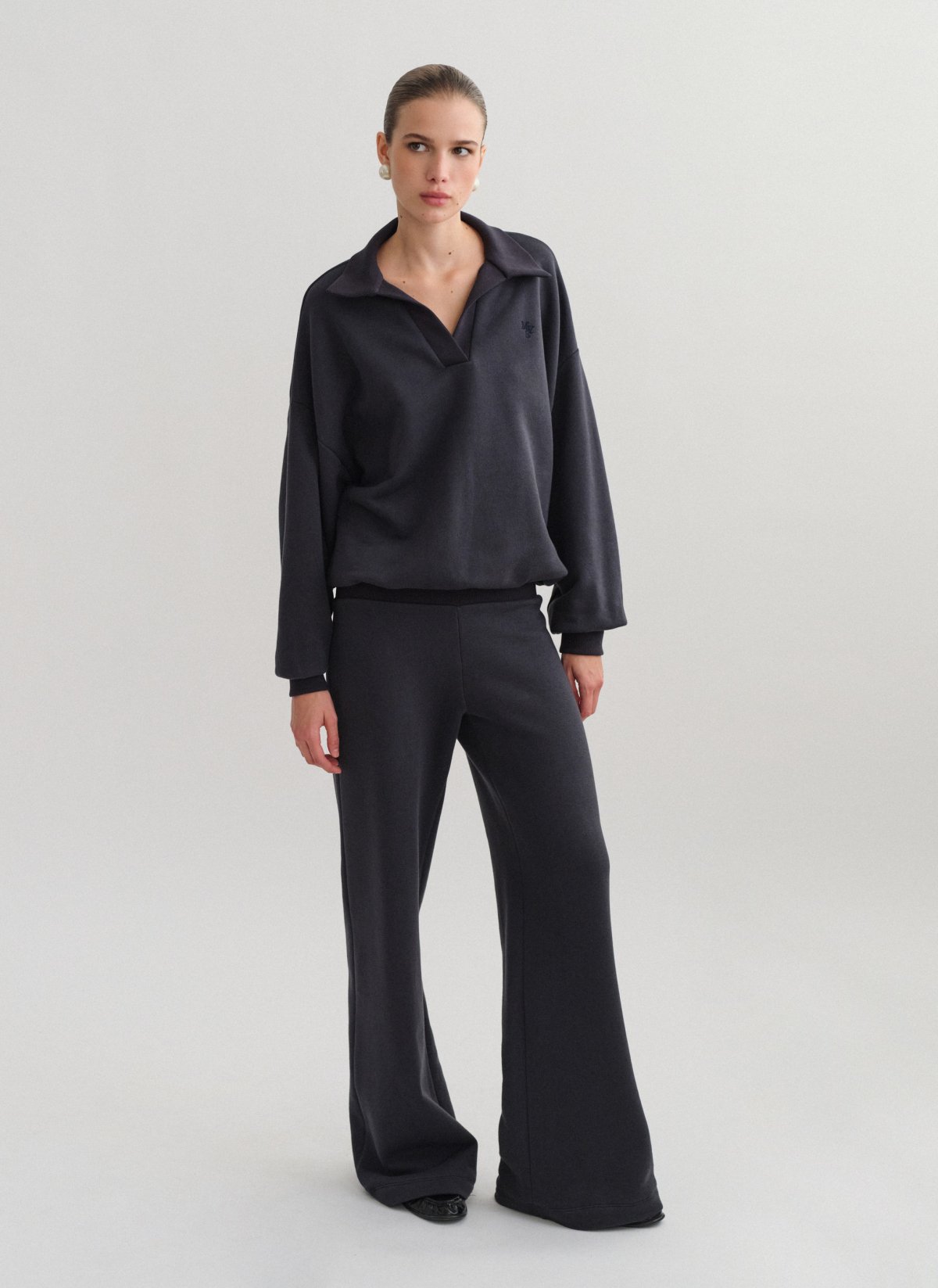 Sweatpants with wide waistband-24