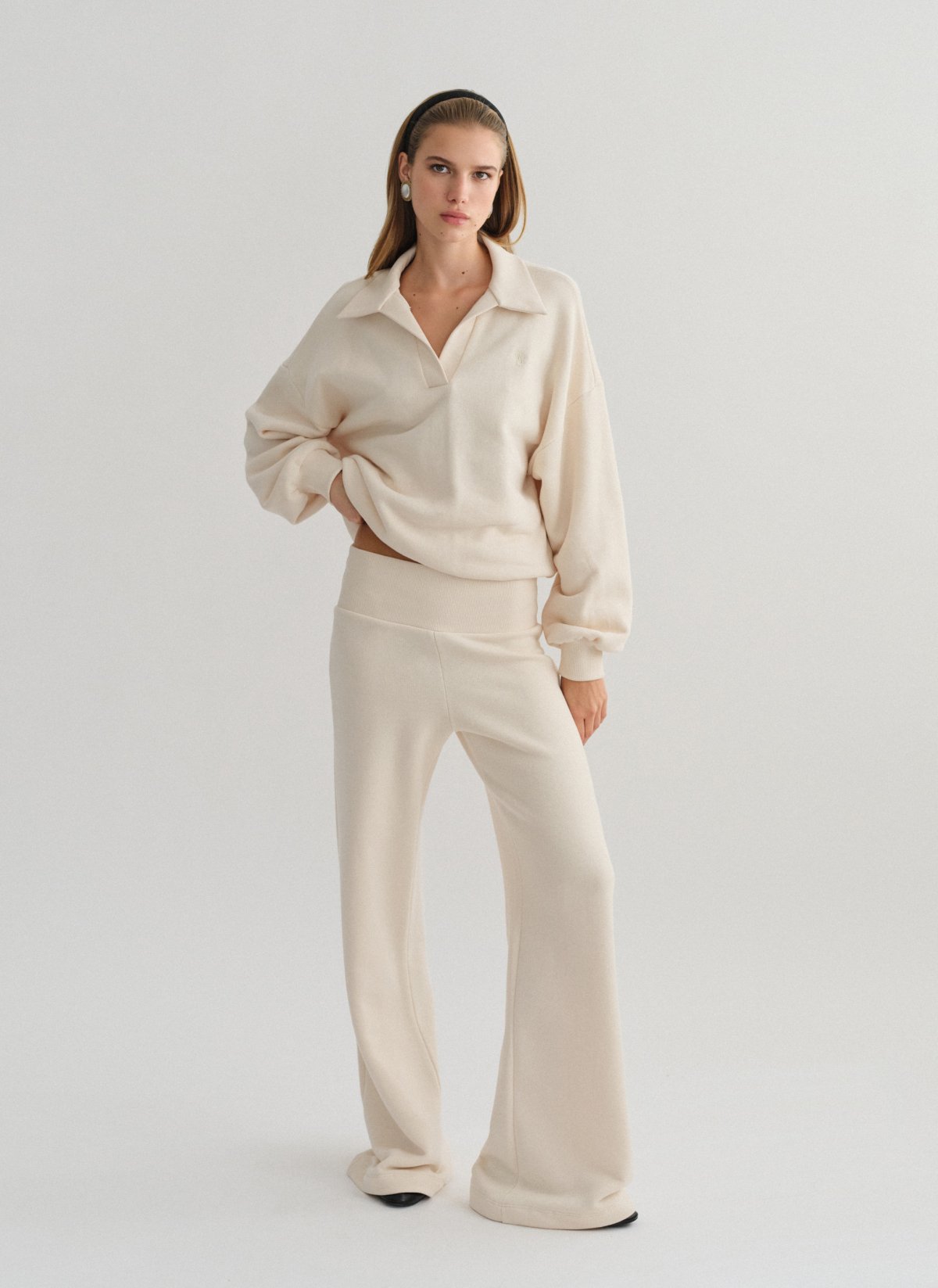 Sweatpants with wide waistband-20