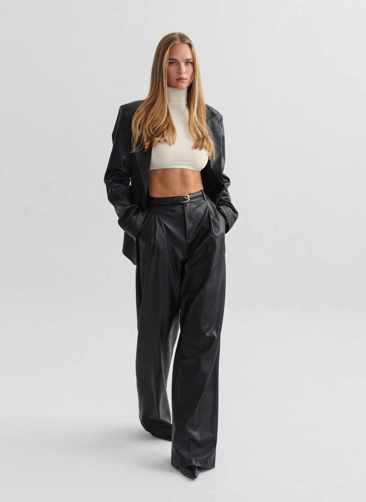 Faux leather trousers-4