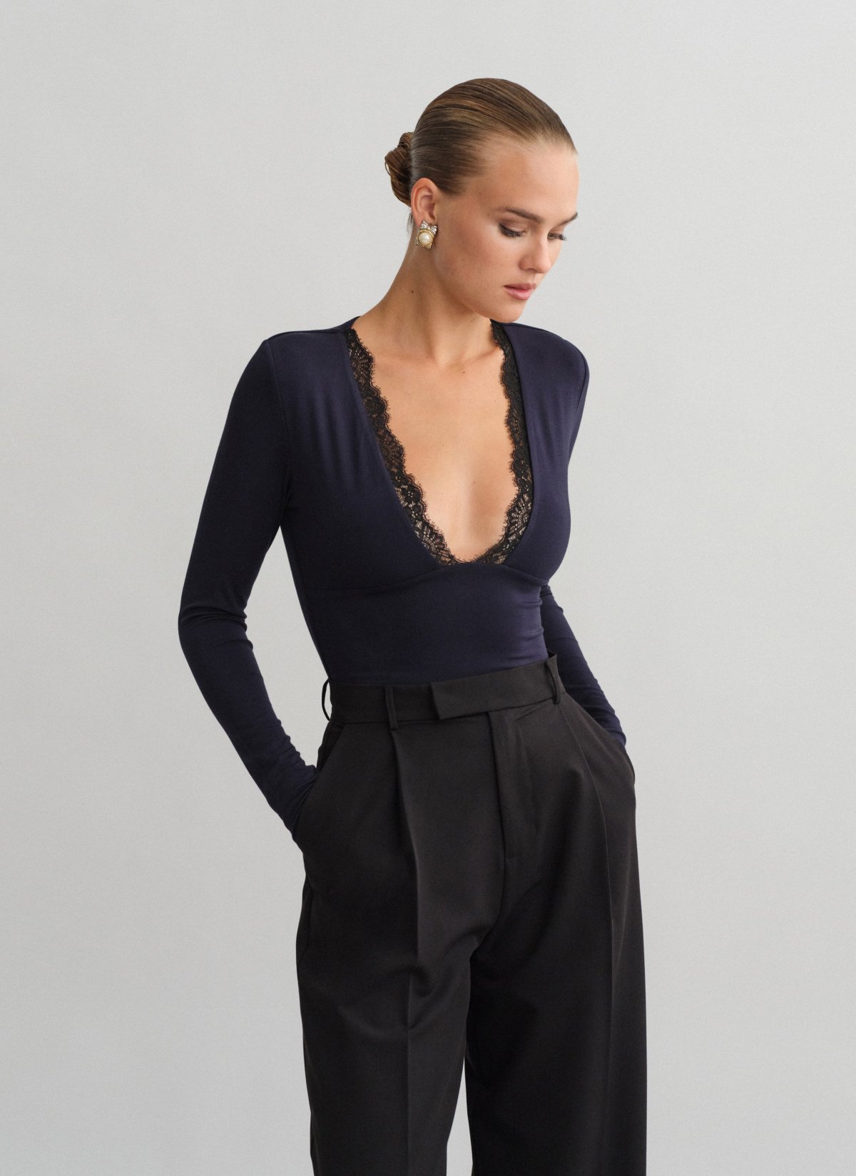 Bamboo blouse with lace-17