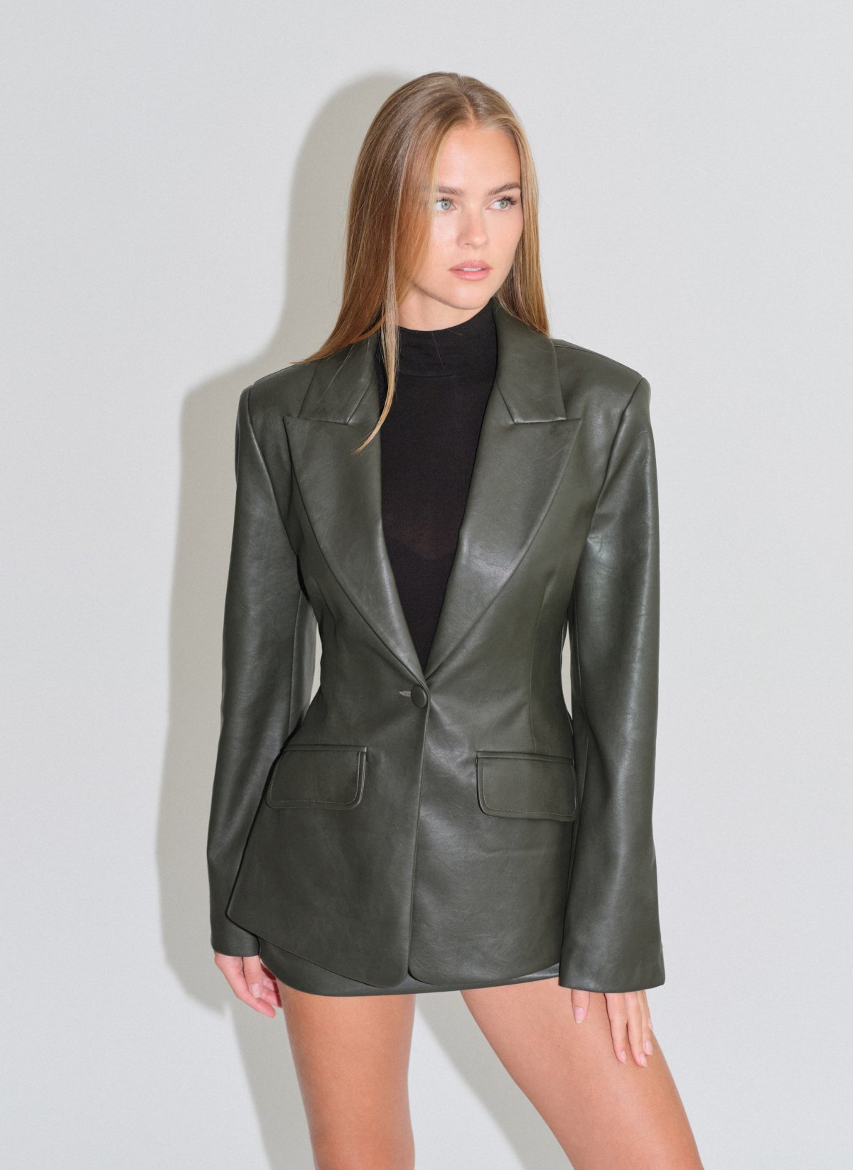 Faux leather fitted blazer-11