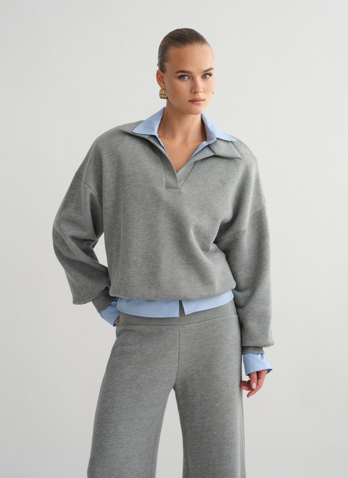 Sweatshirt with collar-9