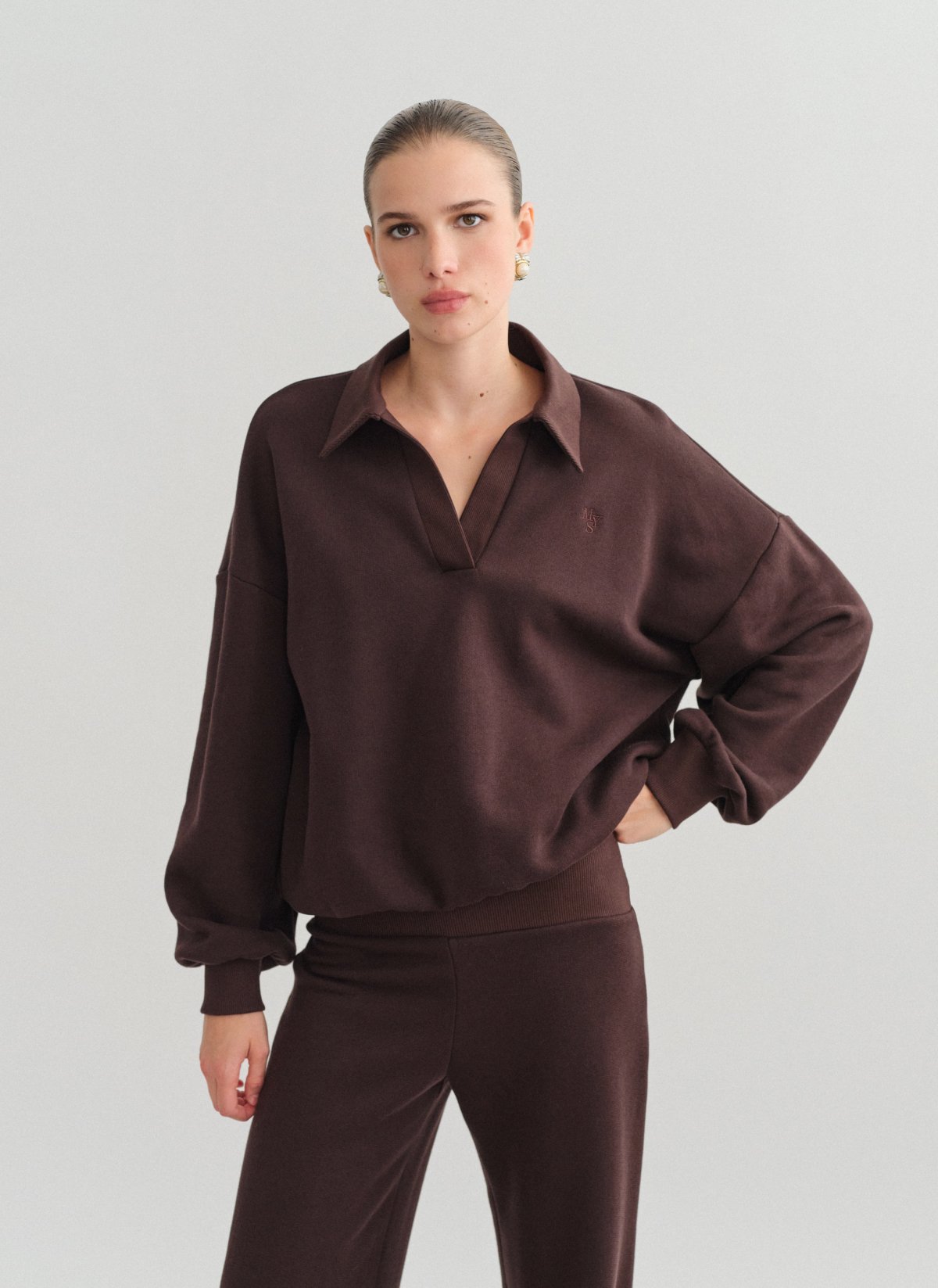 Sweatshirt with collar-5