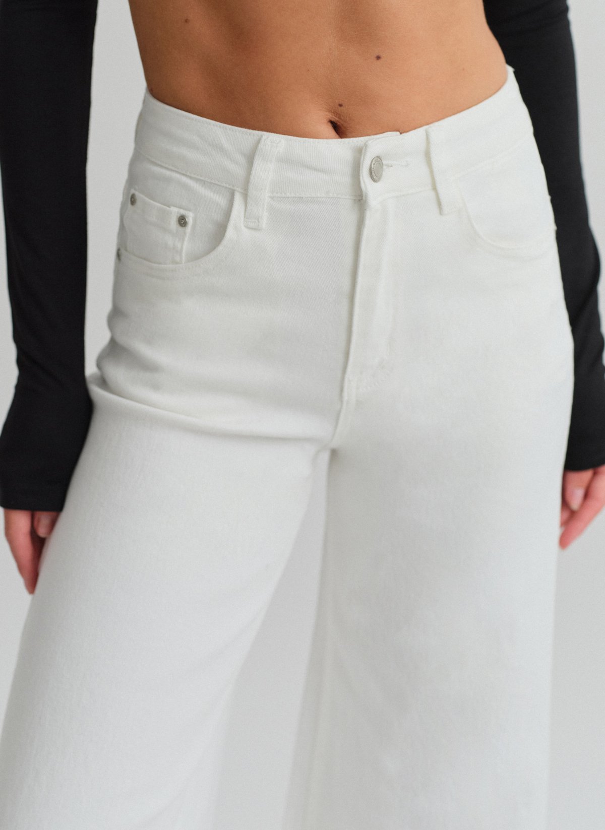 High-waisted wide leg jeans-10