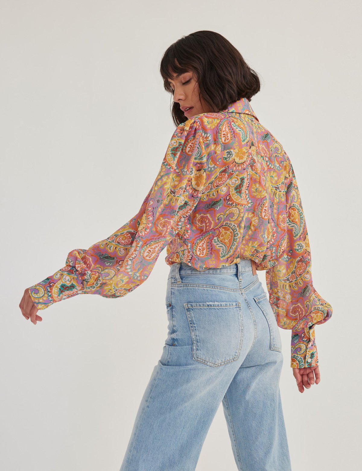 Printed shirt with puffy sleeves-3