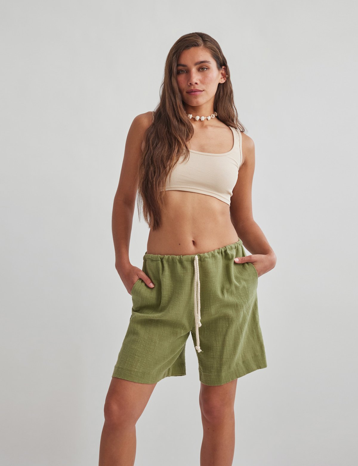 Loose bermuda shorts with drawstring-2
